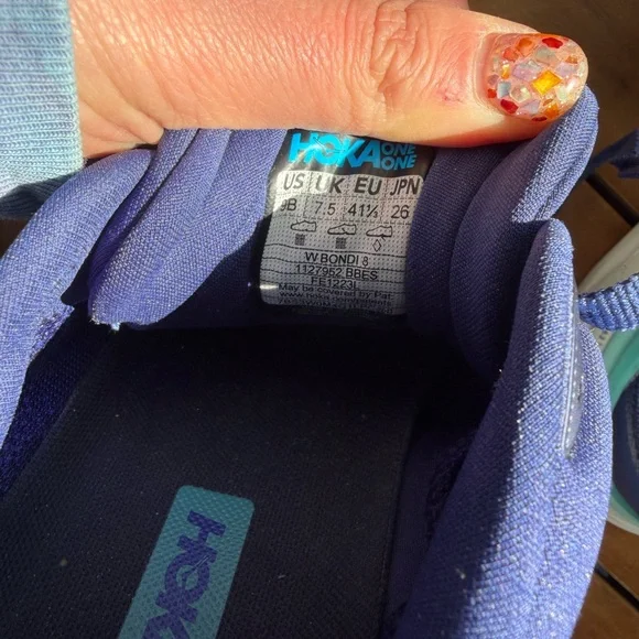Hoka Women's Bondi 8 Sneakers in Blue and Aqua Size 9 - Picture 7 of 7